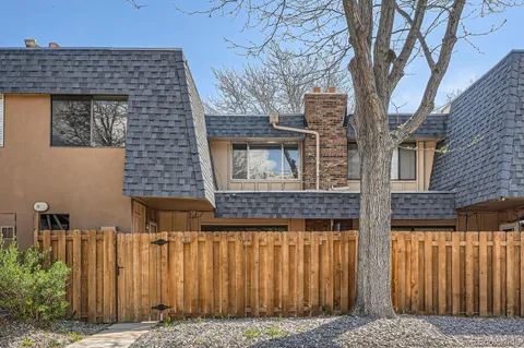 7995 E Mississippi Avenue Unit B14, Denver, CO MLS: 4039765