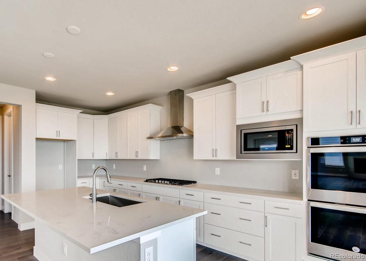 352 N Geneva Street, Aurora, CO 80010 - MLS#: 6715808