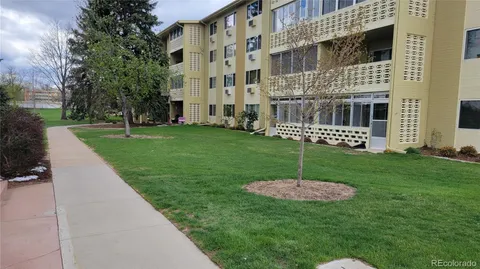 9340 E Center Avenue Unit 8A, Denver, CO MLS: 9577827