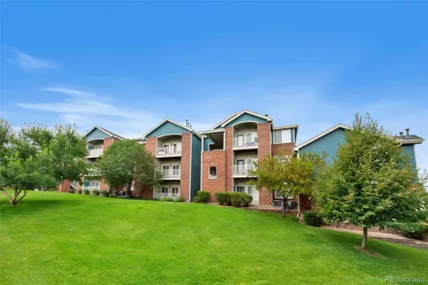 2705 S Danube Way Unit 103, Aurora, CO MLS: 9758608