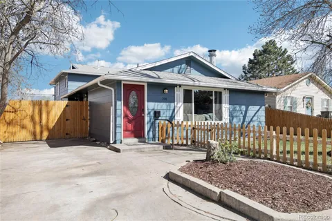 214 N 10th Avenue, Brighton, CO MLS: 1543193