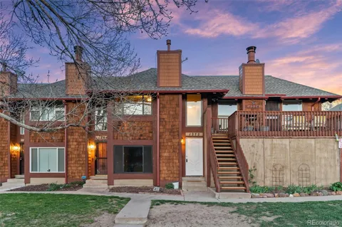 1272 S Crystal Way, Aurora, CO MLS: 2837264