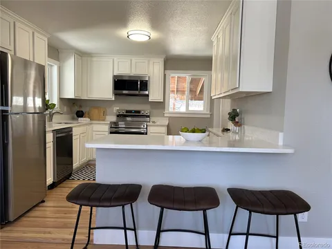 2521 Billings Street, Aurora, CO MLS: 4130055