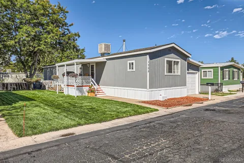 1705 Clark Street, Aurora, CO 80011 - MLS#: 9046555