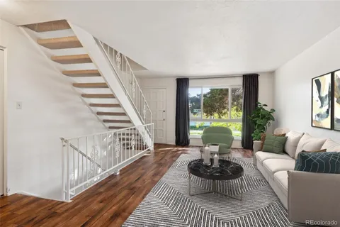 1289 S Monaco Parkway, Denver, CO MLS: 9740338