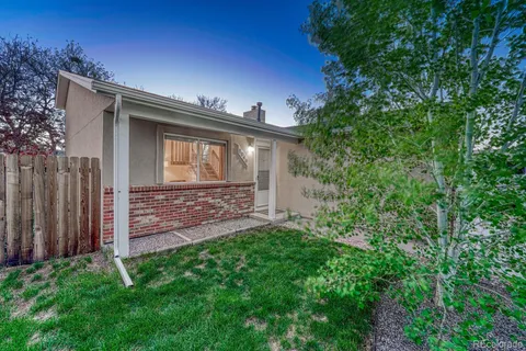 8040 Essington Drive, Colorado Springs, CO MLS: 9124784
