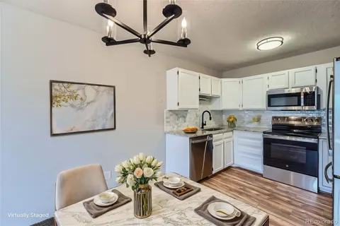 3184 S Heather Gardens Way Unit 302, Aurora, CO MLS: 2156629