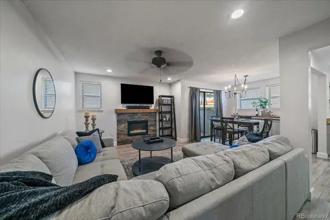 6705 S Field Street Unit 801, Littleton, CO 80128 - MLS#: 9214027
