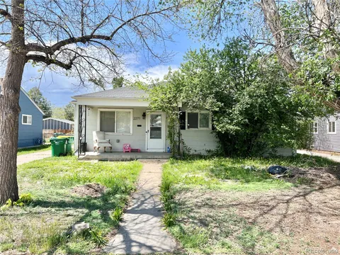 2271 Newark St, Aurora, CO MLS: 4974202