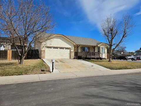 808 Idalia Street, Aurora, CO MLS: 8266429
