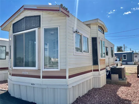 15680 E Colfax Avenue, Aurora, CO MLS: 5019963