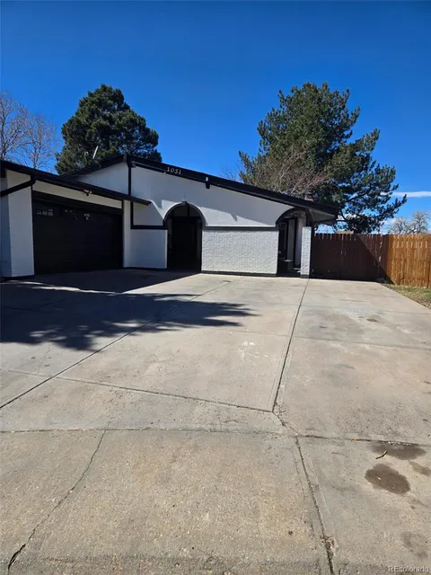 1051 Jasper Street, Aurora, CO 80011 - MLS#: 4560542