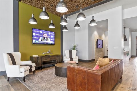 Condo For Sale - 680 6th Avenue #5101<br/> Tuscaloosa, AL 35404