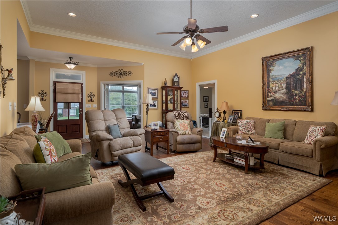 8709 Meadowlake Drive, North Port, Alabama image 10