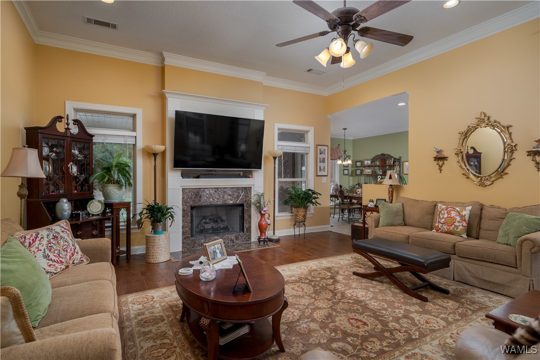 8709 Meadowlake Drive, North Port, Alabama image 9