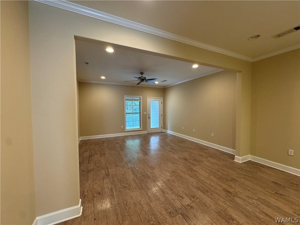 6654 Covington Villas Lane