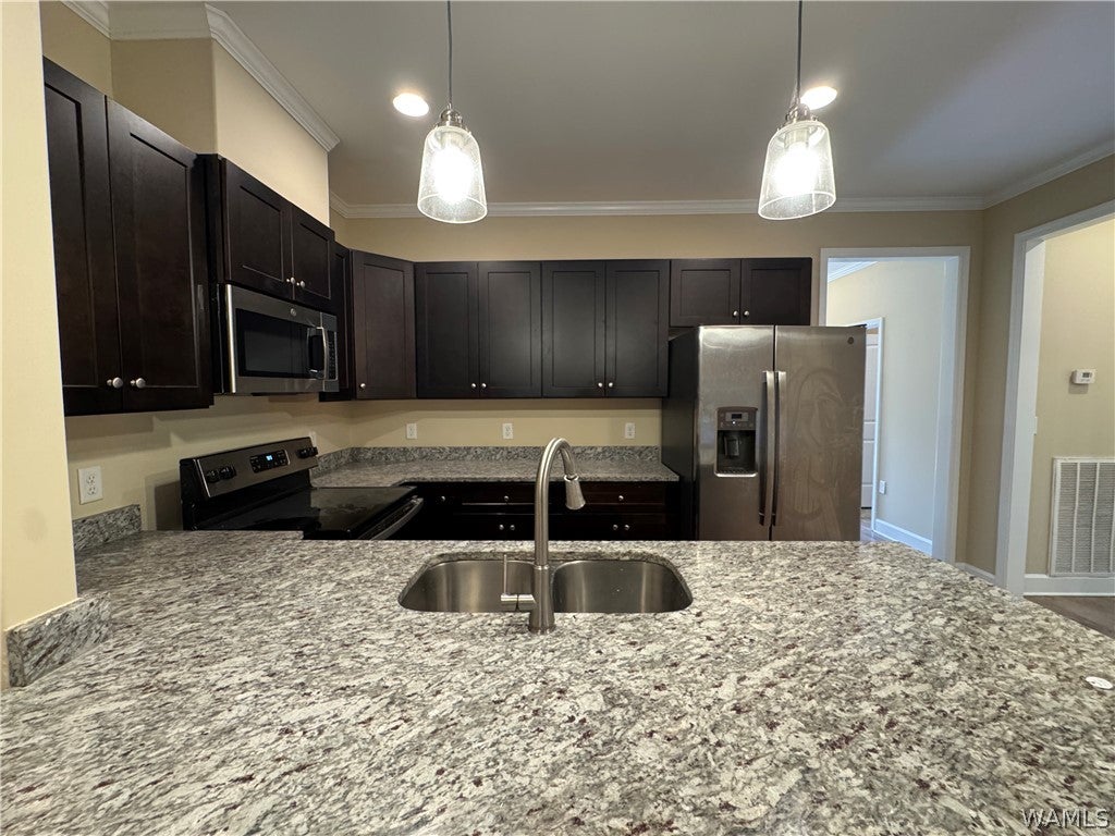6654 Covington Villas Lane