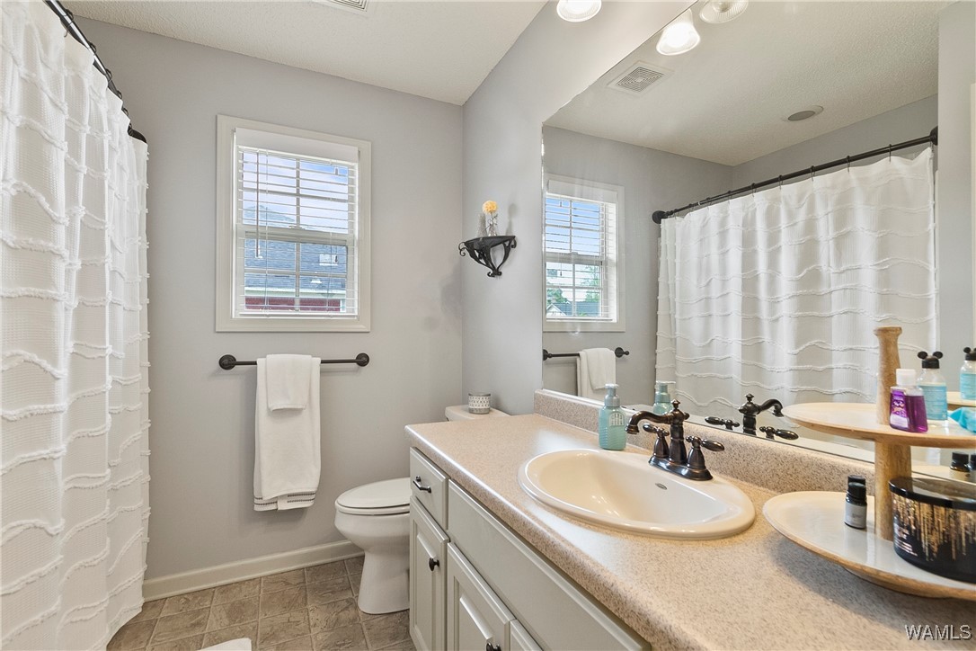 1301 Jamestown Circle, Moundville, Alabama image 21
