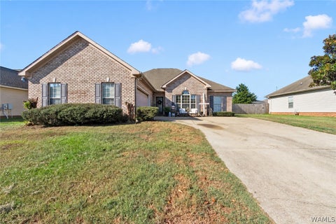 Homes For Sale - 5208 Bristolwood Circle<br/> North Port, AL 35475