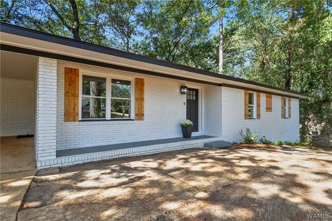 Homes For Sale - 3904 Blackberry Lane<br/> North Port, AL 35473