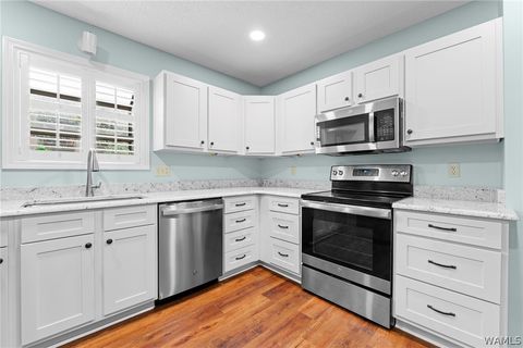 1700 Dauphine Drive Tuscaloosa AL 35406