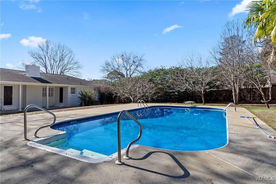 1004 Greystone Street