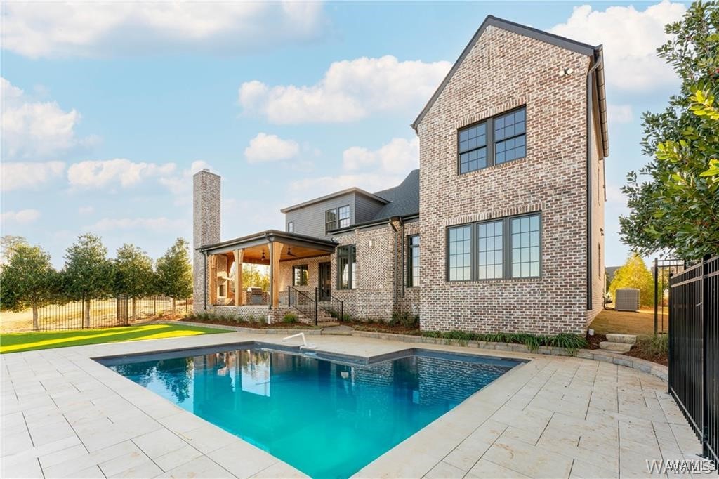 1748 Sunrise Pointe Way, Tuscaloosa, Alabama image 2