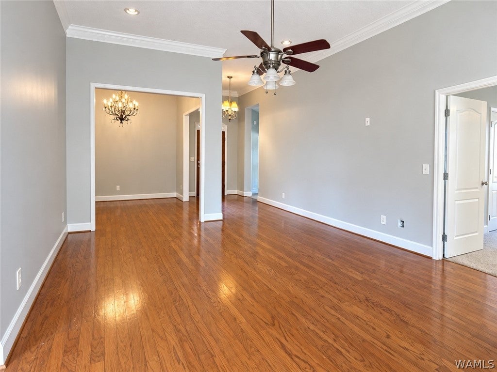5421 Moores Circle