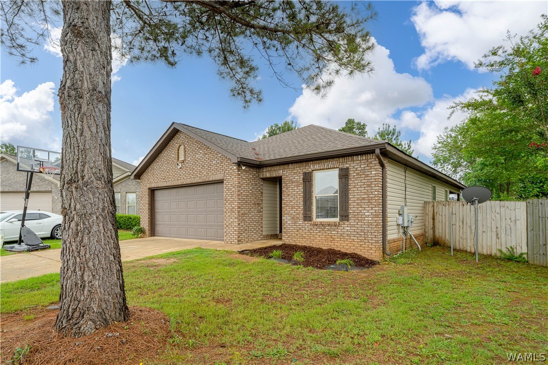 250 AZALEA Lane