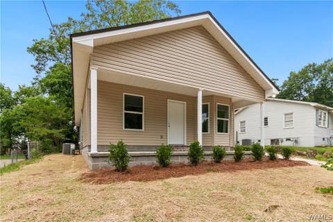 Homes For Sale - 1802 21st Av E Ave<br/> Tuscaloosa, AL 35404