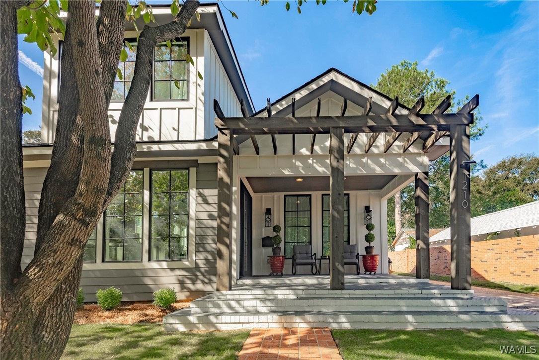 1210 Oakwood Avenue, Tuscaloosa, Alabama image 1