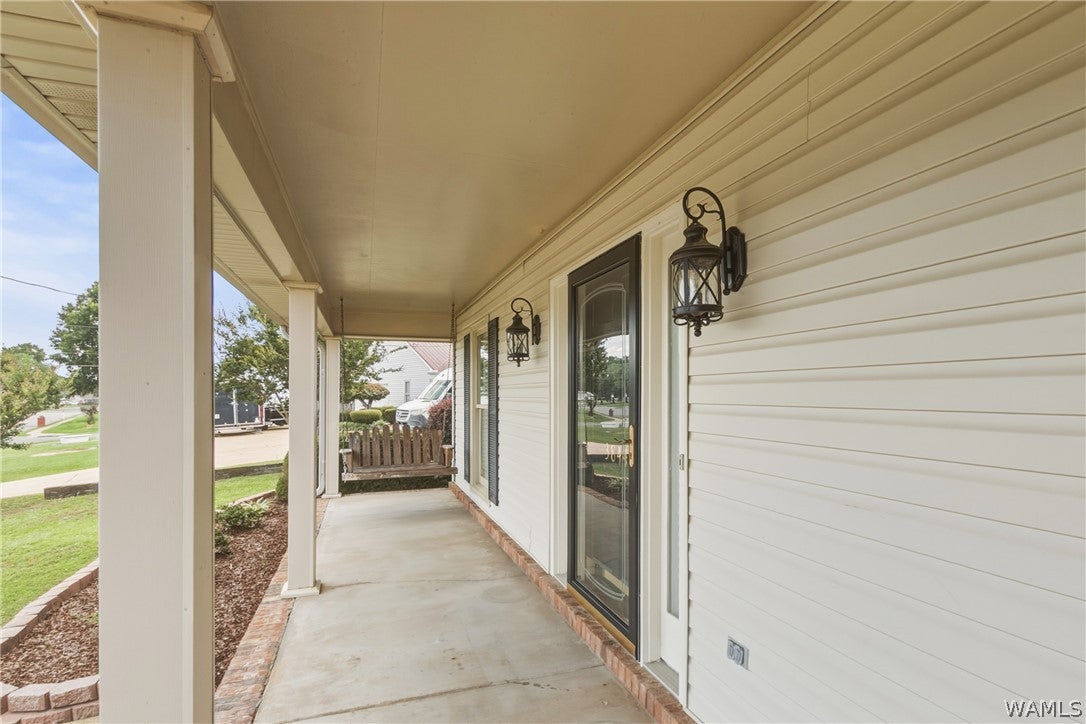 3844 Holly Point Circle
