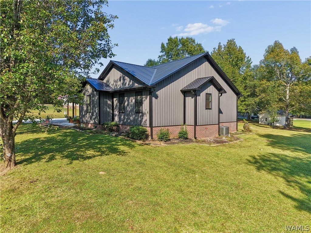 216 Maple Valley Circle