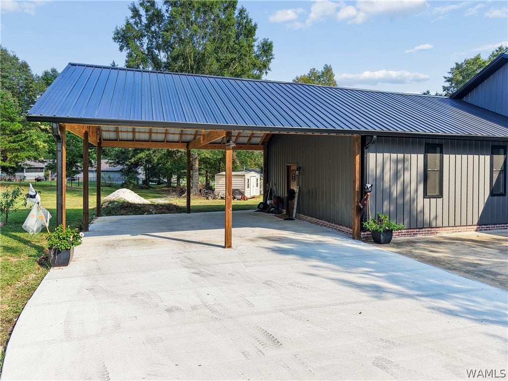 216 Maple Valley Circle