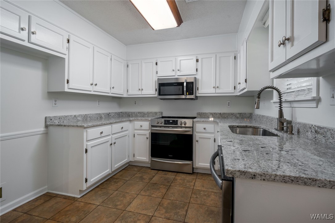 3705 Foxtrail Lane, North Port, Alabama image 11