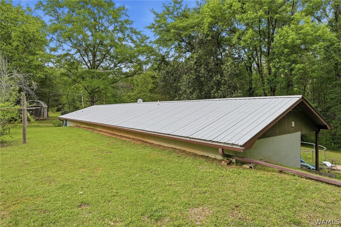 10071 Highway 18 E