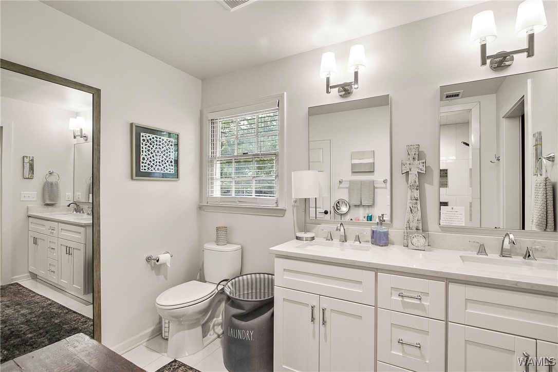 2507 Twin Manor, North Port, Alabama image 18