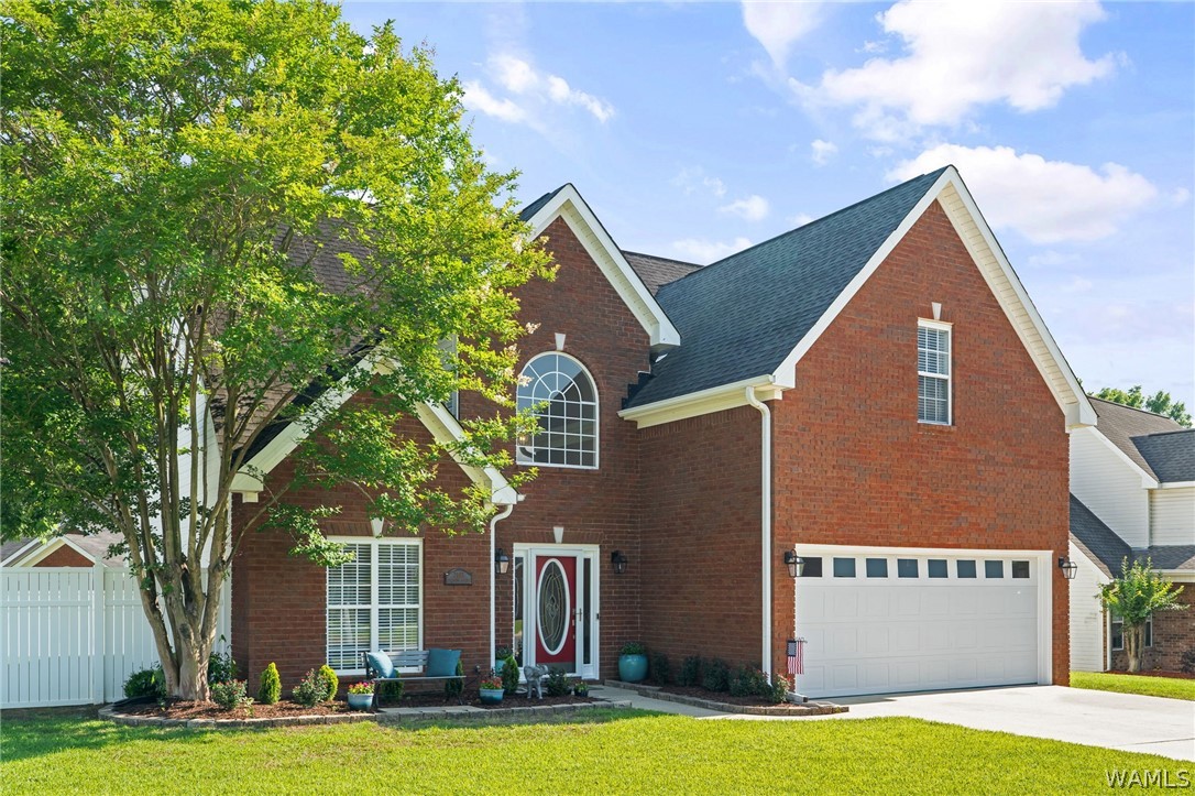 2102 Inverness Pkwy