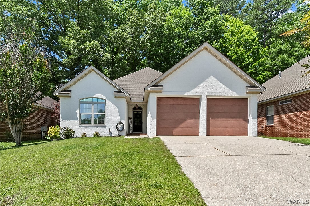 Photo 1 of 33 — 5515 Moores Circle, Northport, AL 35473
