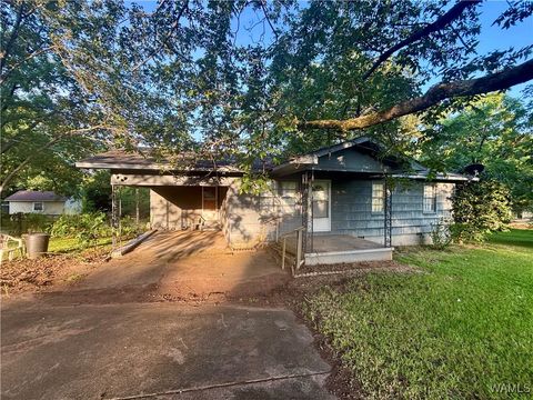Homes For Sale - 847 Walnut Street<br/> Bessemer, AL 35020