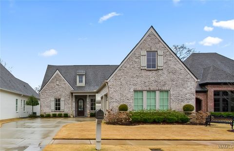 Homes For Sale - 681 Arundell Street St<br/> Tuscaloosa, AL 35406