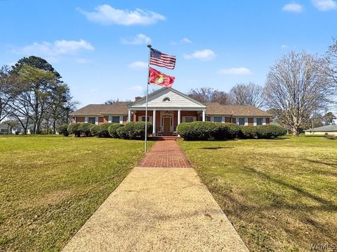 Homes For Sale - 220 4th Street Se St<br/> Aliceville, AL 35442