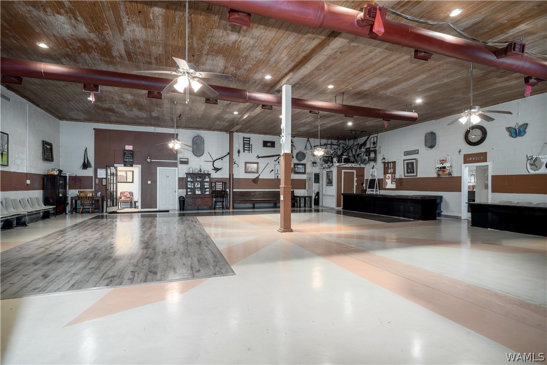 14948 TOWNSEND Loop