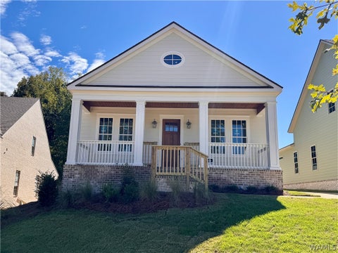 Homes For Sale - 1605 Stillwater Circle<br/> Tuscaloosa, AL 35406