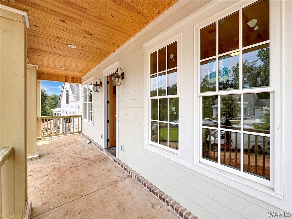 1605 Stillwater Circle