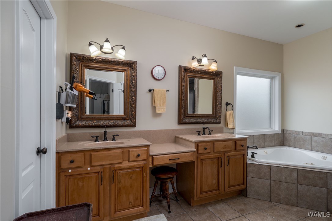 12539 Willow View Circle, North Port, Alabama image 21