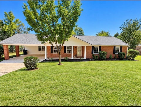 Homes For Sale - 2811 32nd Street St<br/> North Port, AL 35476