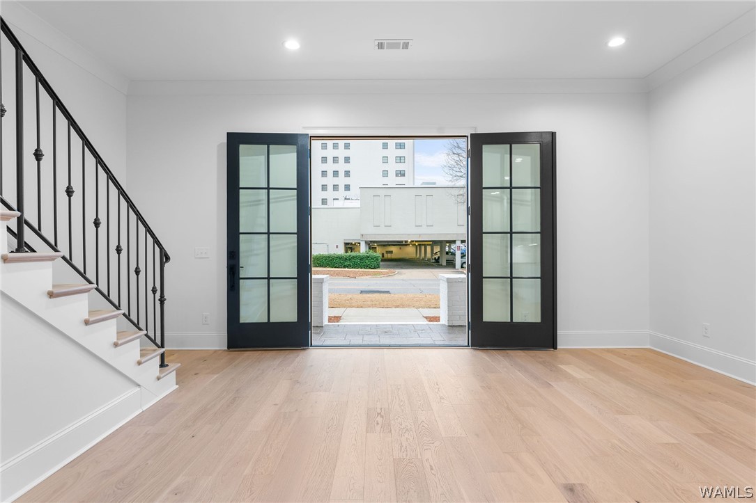 2209 Paul W Bryant Drive