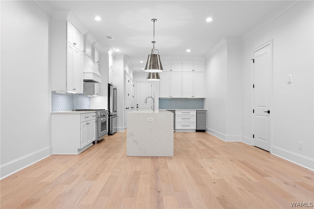 2209 Paul W Bryant Drive