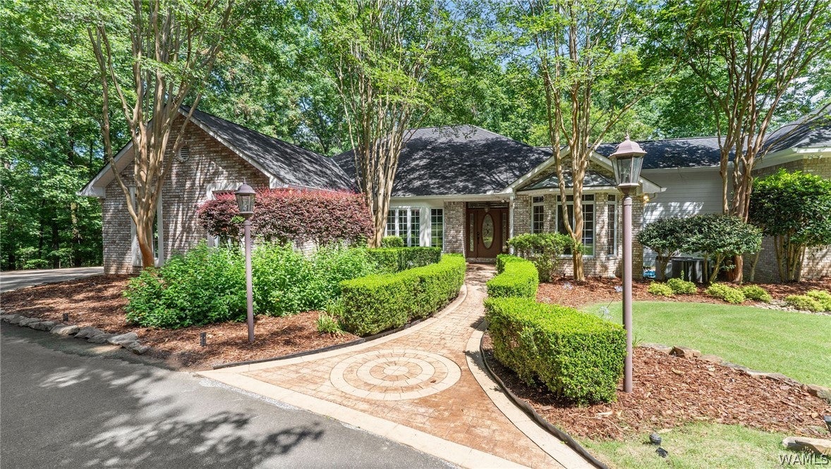 3621 Oak Glen Drive